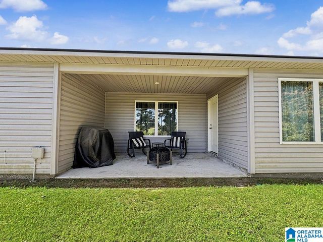 282 AMBER AVENUE, Calera, AL 35040
