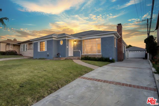 6264 Mosley Avenue, Los Angeles, CA 90056