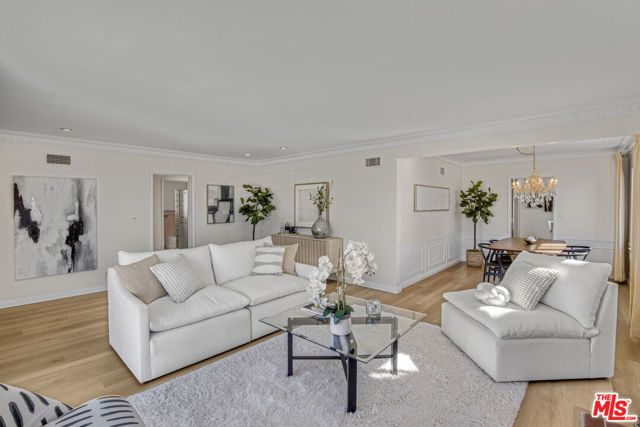 6264 Mosley Avenue, Los Angeles, CA 90056