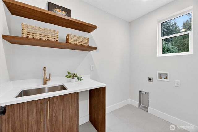 11011 Goodwin Way NE, Seattle, WA 98125