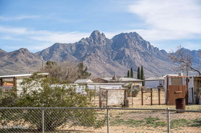 6744 Macarthur Road, Las Cruces, NM 88012