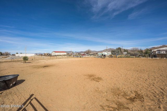 6744 Macarthur Road, Las Cruces, NM 88012