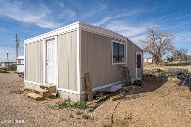 6744 Macarthur Road, Las Cruces, NM 88012
