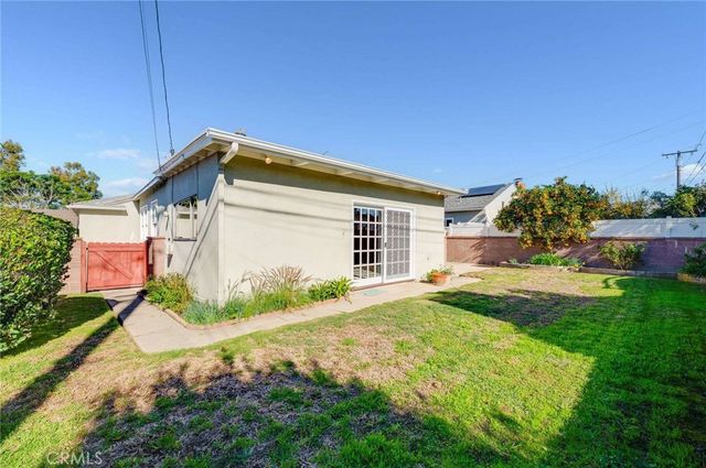 2912 Allred, Lakewood, CA 90712