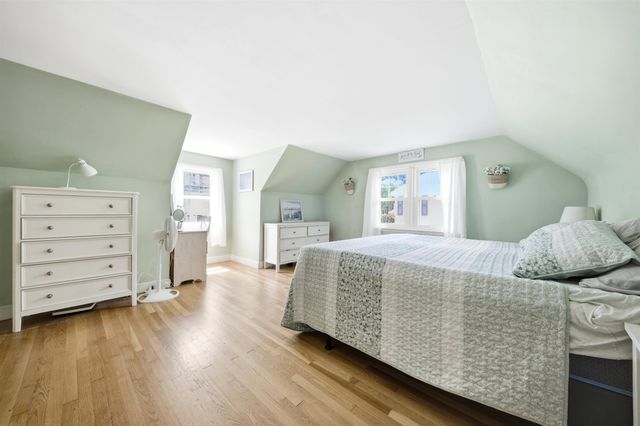 31 Westwood Circle, Dover, NH 03820
