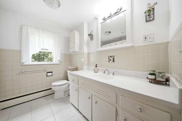 31 Westwood Circle, Dover, NH 03820