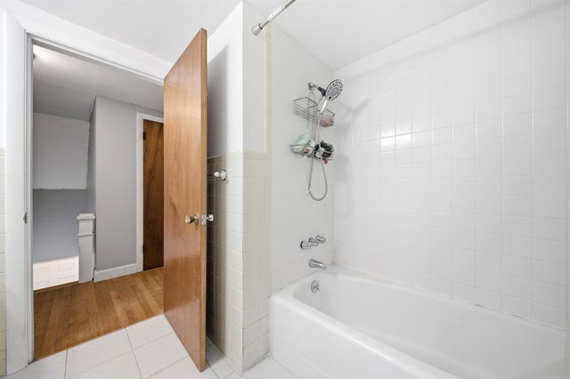 31 Westwood Circle, Dover, NH 03820