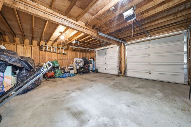 31 Westwood Circle, Dover, NH 03820
