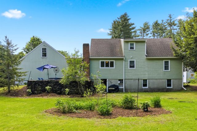 31 Westwood Circle, Dover, NH 03820