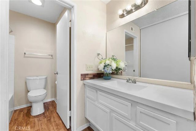 2554 Olive 101, Palmdale, CA 93550