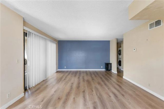 2554 Olive 101, Palmdale, CA 93550