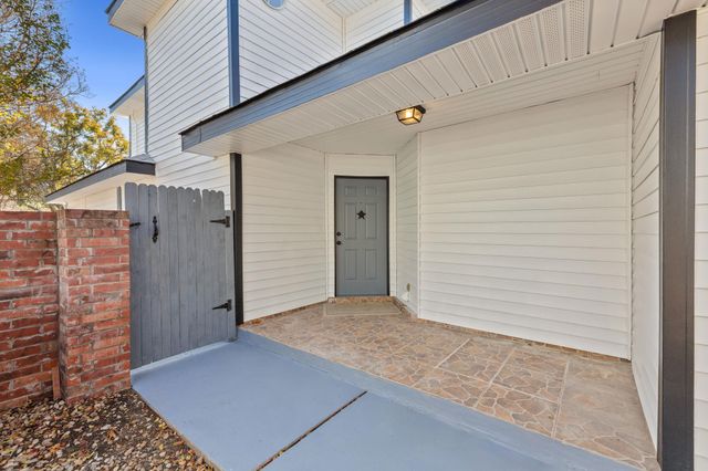 2127 Redwing WAY, Round Rock, TX 78664