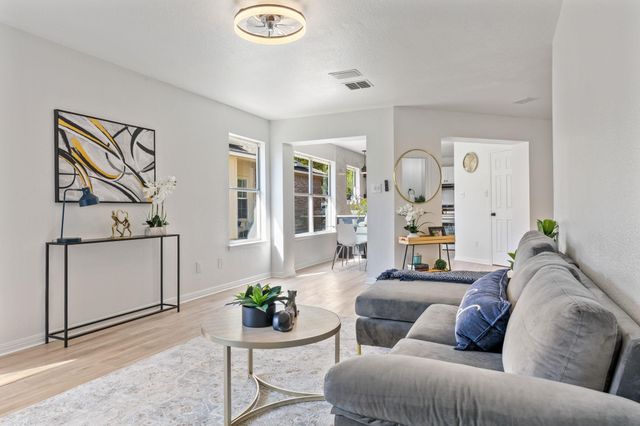 2127 Redwing WAY, Round Rock, TX 78664