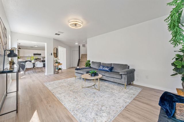 2127 Redwing WAY, Round Rock, TX 78664