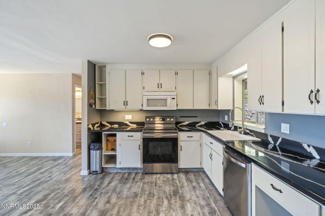 111 US-395, Gardnerville, NV 89410