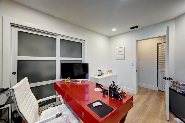 9581 NW 9th Court, Plantation, FL 33324