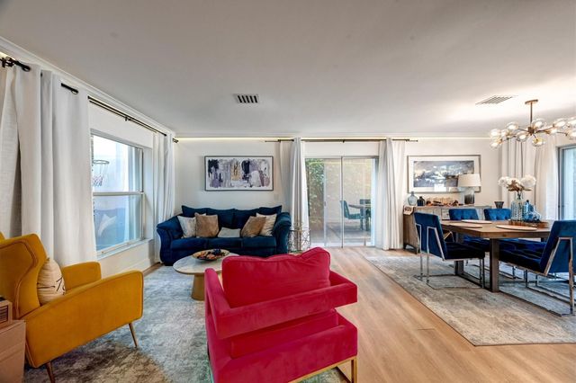 9581 NW 9th Court, Plantation, FL 33324