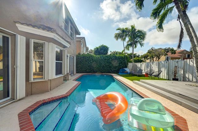 9581 NW 9th Court, Plantation, FL 33324