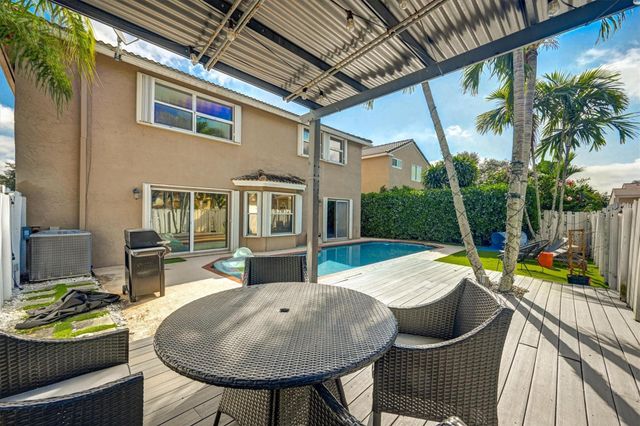 9581 NW 9th Court, Plantation, FL 33324