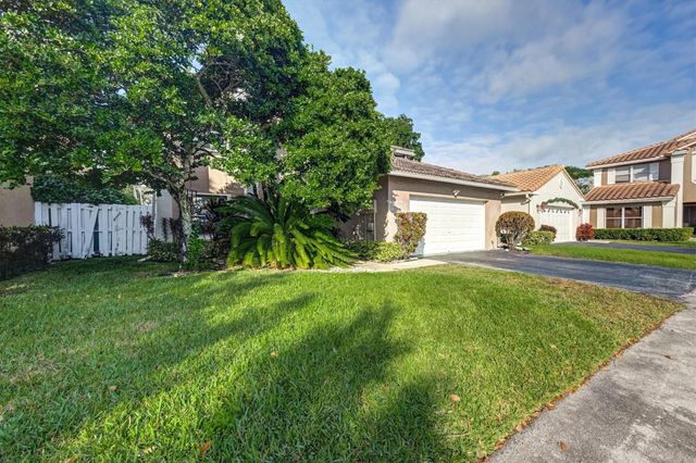 9581 NW 9th Court, Plantation, FL 33324