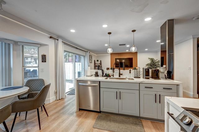 9581 NW 9th Court, Plantation, FL 33324