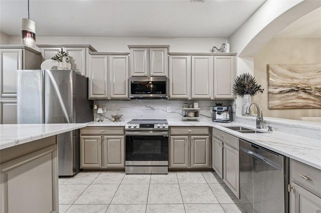 10144 ARBOR RUN DRIVE 112, Tampa, FL 33647