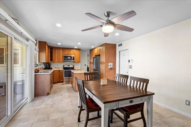 10738 2nd St, Santee, CA 92071