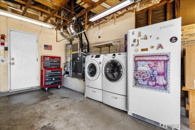 10738 2nd St, Santee, CA 92071