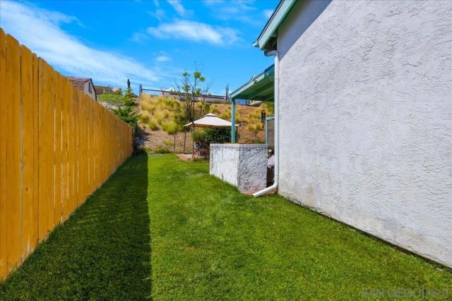 10738 2nd St, Santee, CA 92071