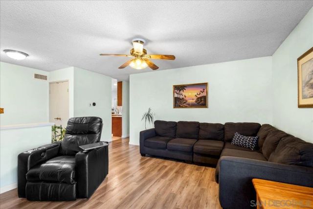 10738 2nd St, Santee, CA 92071
