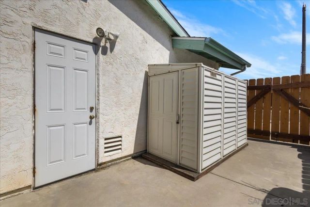 10738 2nd St, Santee, CA 92071