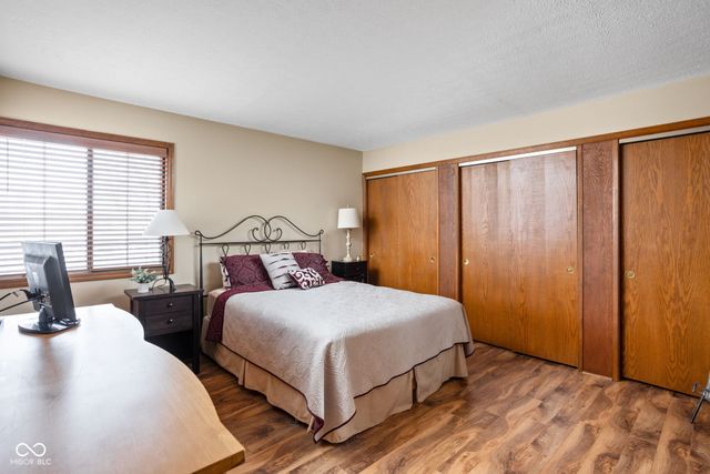 33 Dominion Drive, Zionsville, IN 46077