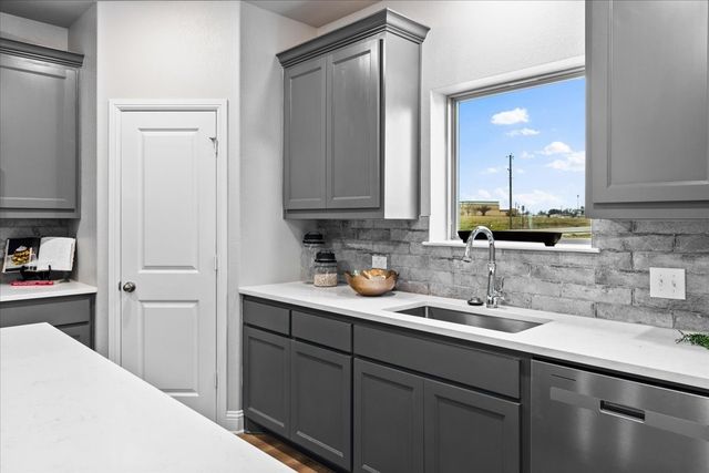 100 Annabel, Paradise, TX 76073