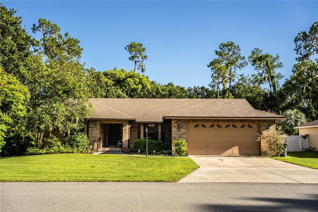 2210 W SUGAR CREEK DRIVE, Lakeland, FL 33811