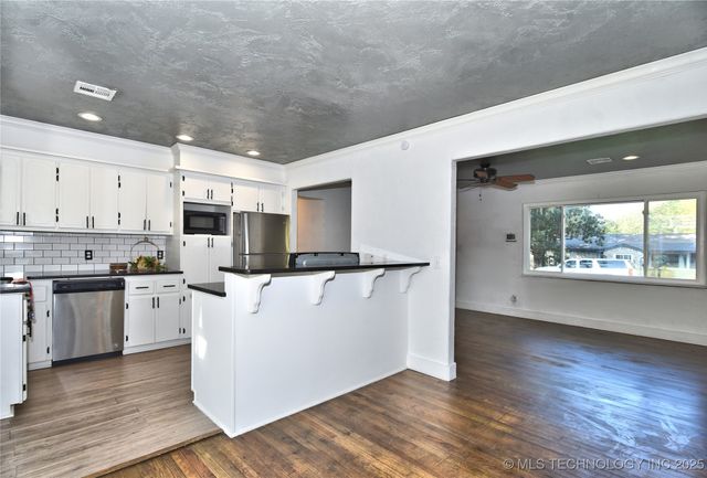 307 S 22nd Street, Collinsville, OK 74021