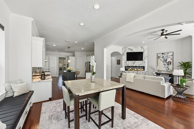4430 Chateau Creek Way, Spring, TX 77386