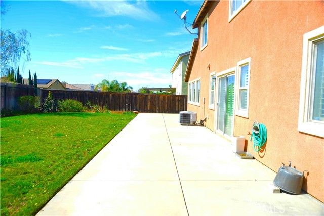 37475 GALLERY Lane, Beaumont, CA 92223