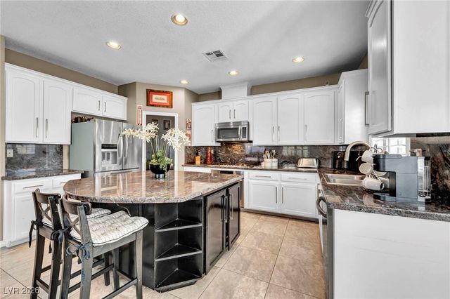 9592 Gainey Ranch Avenue, Las Vegas, NV 89147