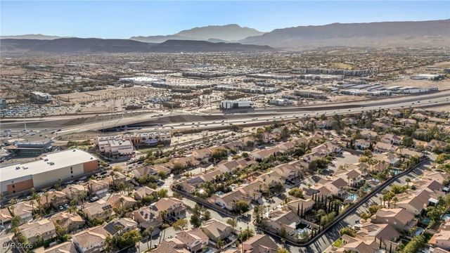 9592 Gainey Ranch Avenue, Las Vegas, NV 89147
