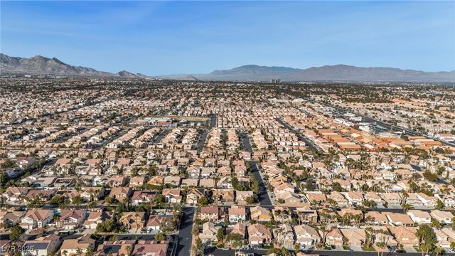 9592 Gainey Ranch Avenue, Las Vegas, NV 89147
