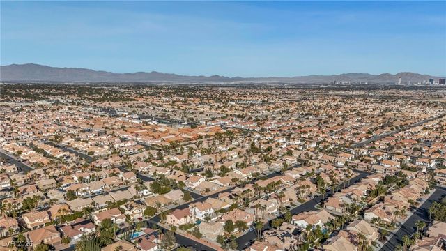 9592 Gainey Ranch Avenue, Las Vegas, NV 89147
