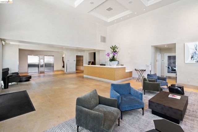 311 2Nd St 511, Oakland, CA 94607