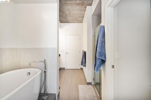 311 2Nd St 511, Oakland, CA 94607