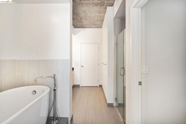 311 2Nd St 511, Oakland, CA 94607