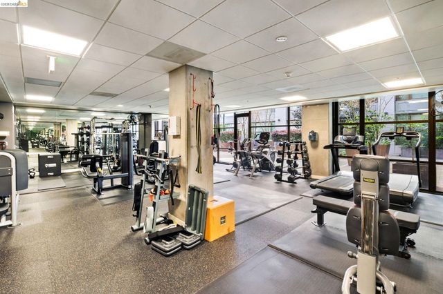 311 2Nd St 511, Oakland, CA 94607