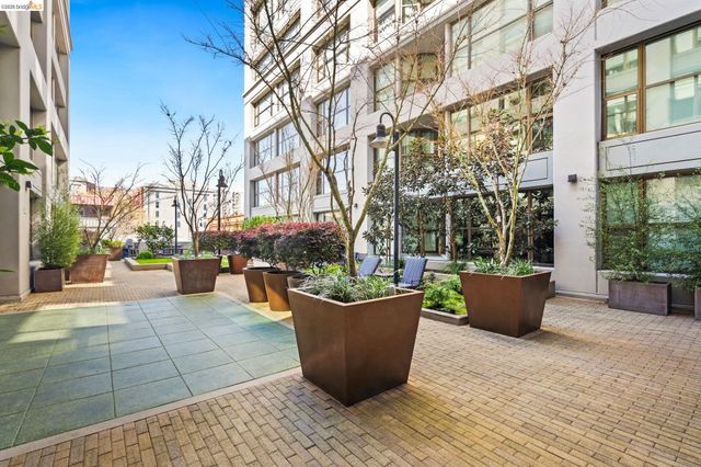 311 2Nd St 511, Oakland, CA 94607