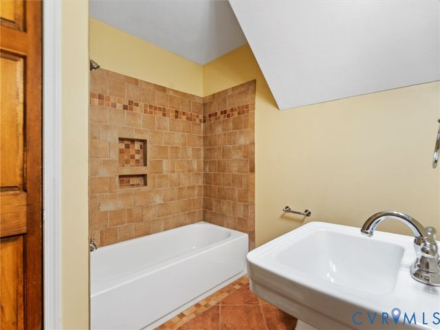 3100 Judes Ferry Rd, Powhatan, VA 23139