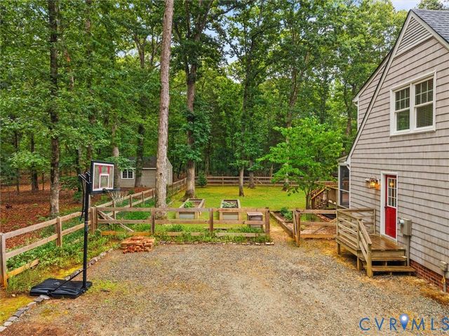 3100 Judes Ferry Rd, Powhatan, VA 23139