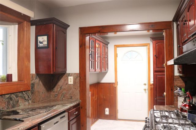 23015 88th Avenue, Queens Village, NY 11427