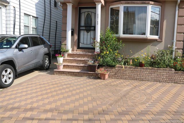 23015 88th Avenue, Queens Village, NY 11427